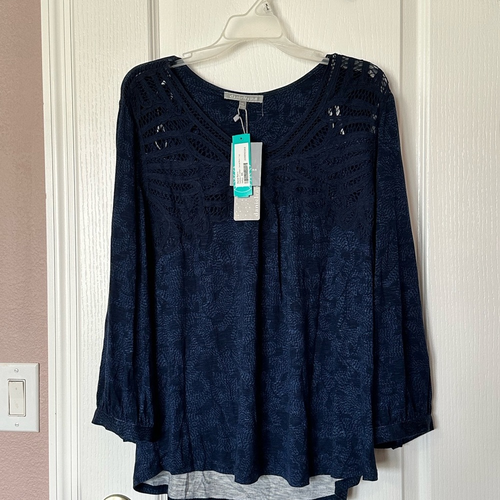 Daniel Rainn Blue Embellished 3/4 Sleeve Blouse